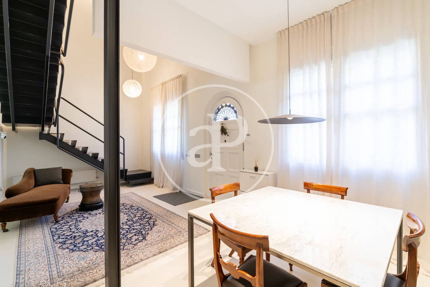 Chalet de 5 habitaciones en Barcelona ciudad en venta - 3.000.000 € (Ref: 9599515)