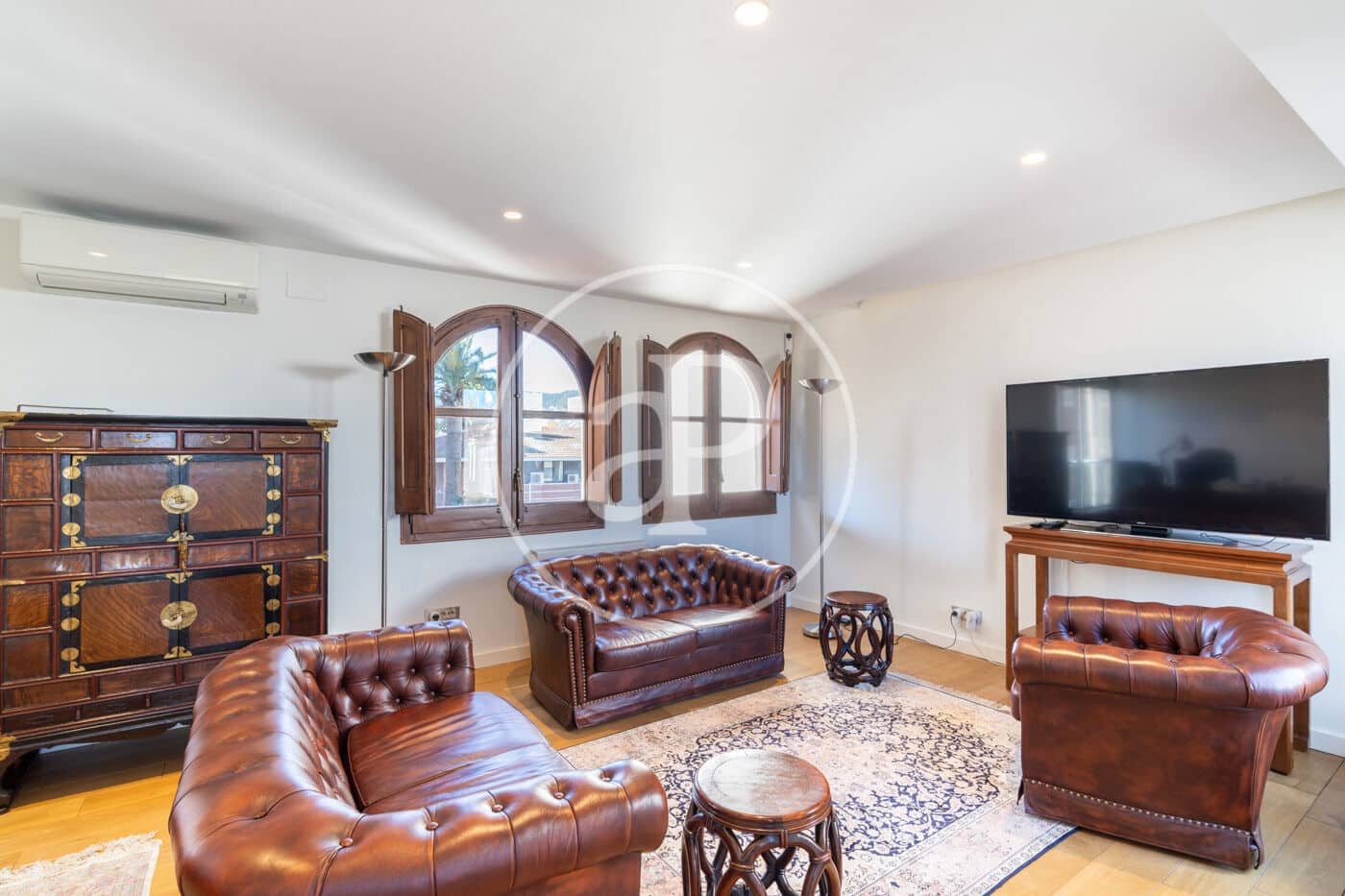 Chalet de 5 habitaciones en Barcelona ciudad en venta - 3.000.000 € (Ref: 9599515)