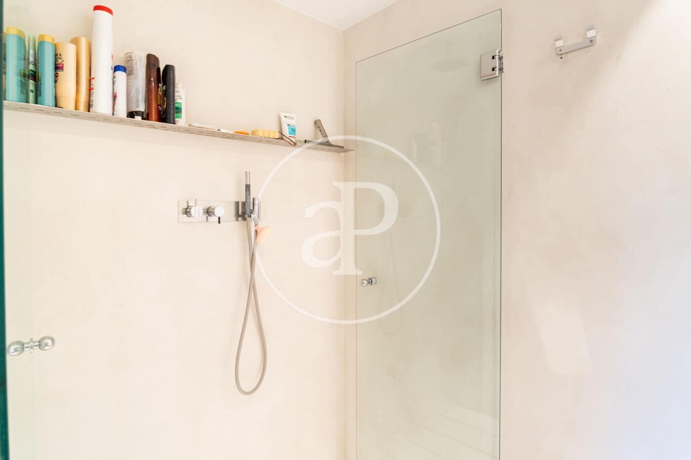 Chalet de 5 habitaciones en Barcelona ciudad en venta - 3.000.000 € (Ref: 9599515)