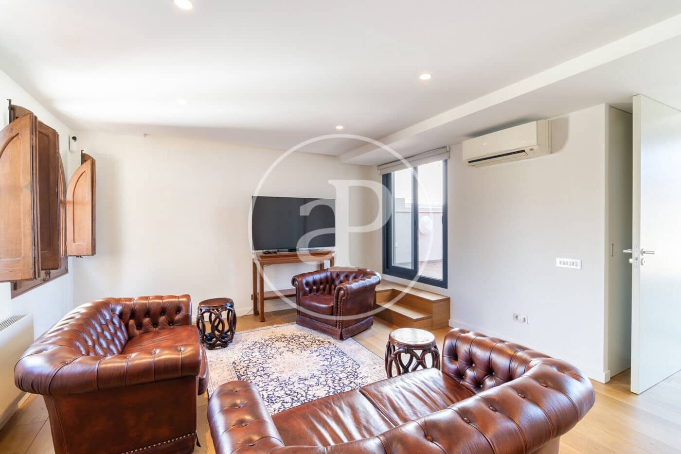 Chalet de 5 habitaciones en Barcelona ciudad en venta - 3.000.000 € (Ref: 9599515)