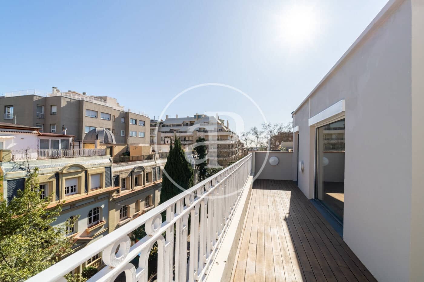 Chalet de 5 habitaciones en Barcelona ciudad en venta - 3.000.000 € (Ref: 9599515)