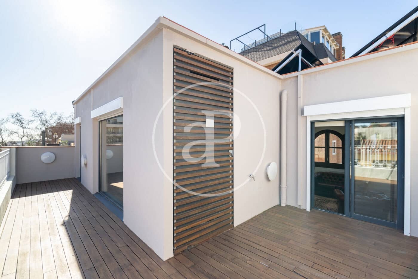 Chalet de 5 habitaciones en Barcelona ciudad en venta - 3.000.000 € (Ref: 9599515)