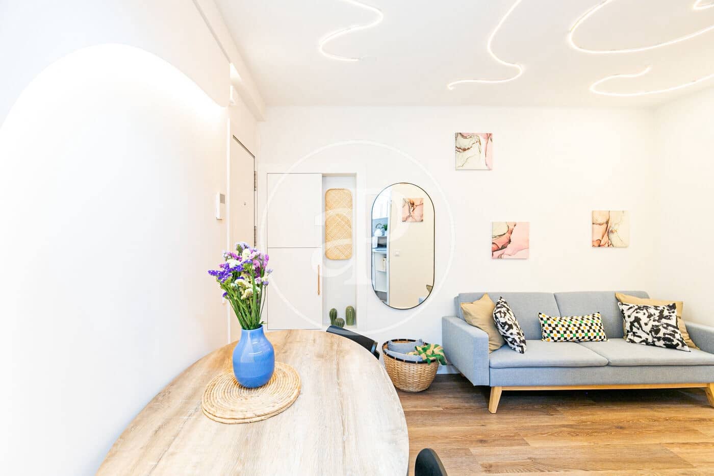 2 soveværelse Lejlighed til salg i Barcelona by - € 260.000 (Ref: 9599516)