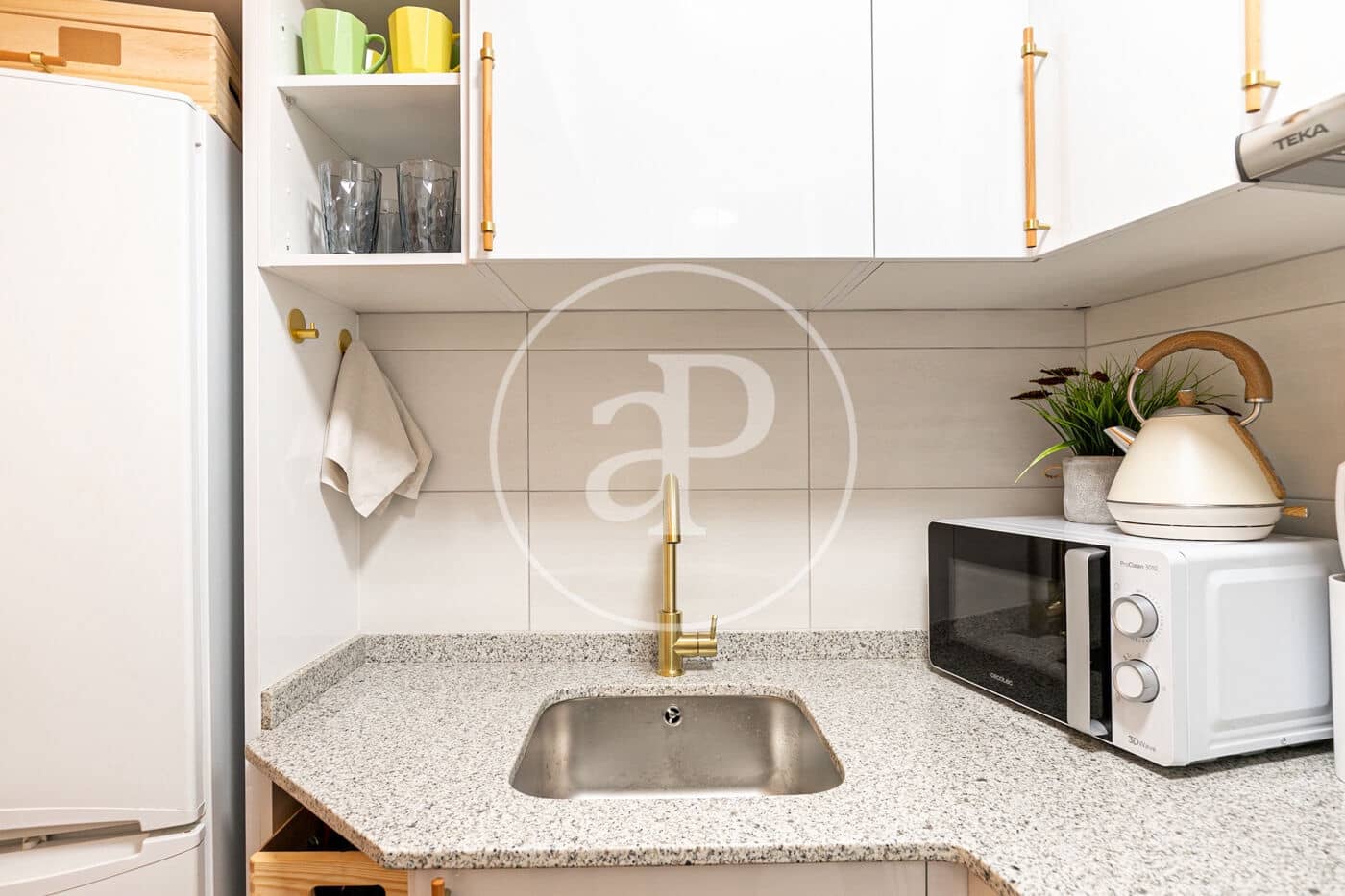 2 soveværelse Lejlighed til salg i Barcelona by - € 260.000 (Ref: 9599516)