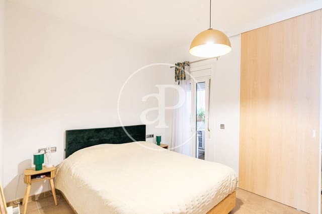 1 soveværelse Lejlighed til salg i El Camp de L'Arpa del Clot, Barcelona by - € 340.000 (Ref: 9599517)