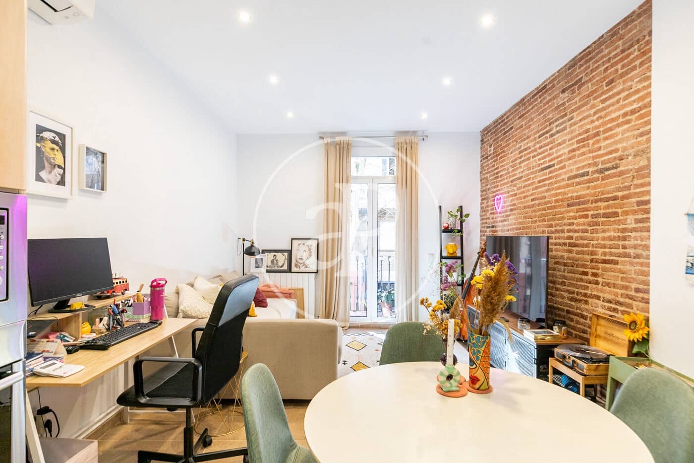 1 soveværelse Lejlighed til salg i Barcelona by - € 340.000 (Ref: 9599517)