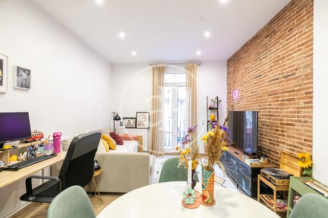 1 soveværelse Lejlighed til salg i El Camp de L'Arpa del Clot, Barcelona by - € 340.000 (Ref: 9599517)