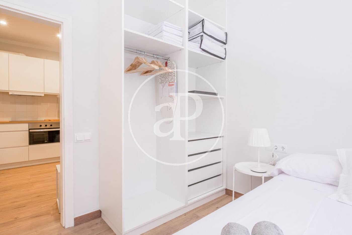 2 bedroom Apartment for rent in Barcelona city - € 1,400 (Ref: 9599518)
