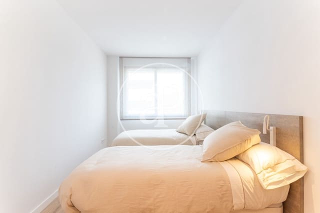 Penthouse de 3 chambres à louer à Sitges avec piscine - 3 000 € (Ref: 9604955)