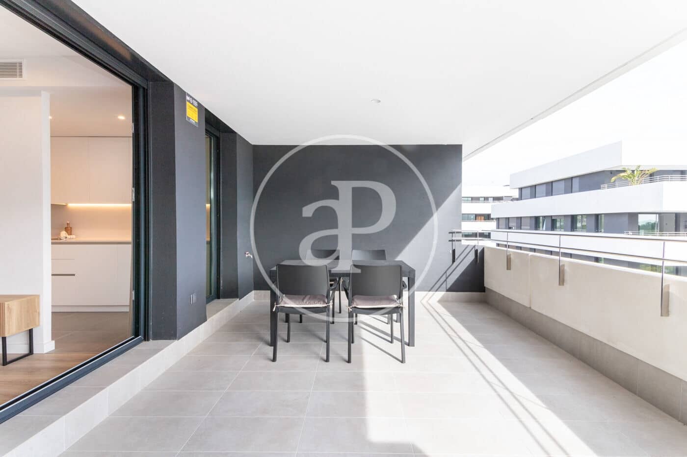 Ático de 3 habitaciones en Sitges en alquiler con piscina - 3.000 € (Ref: 9604955)