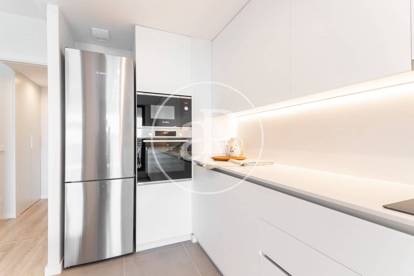 Ático de 3 habitaciones en Sitges en alquiler con piscina - 3.000 € (Ref: 9604955)