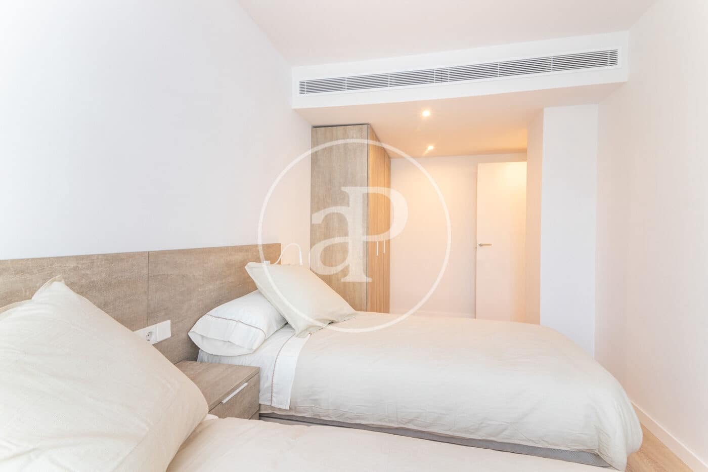 Ático de 3 habitaciones en Sitges en alquiler con piscina - 3.000 € (Ref: 9604955)