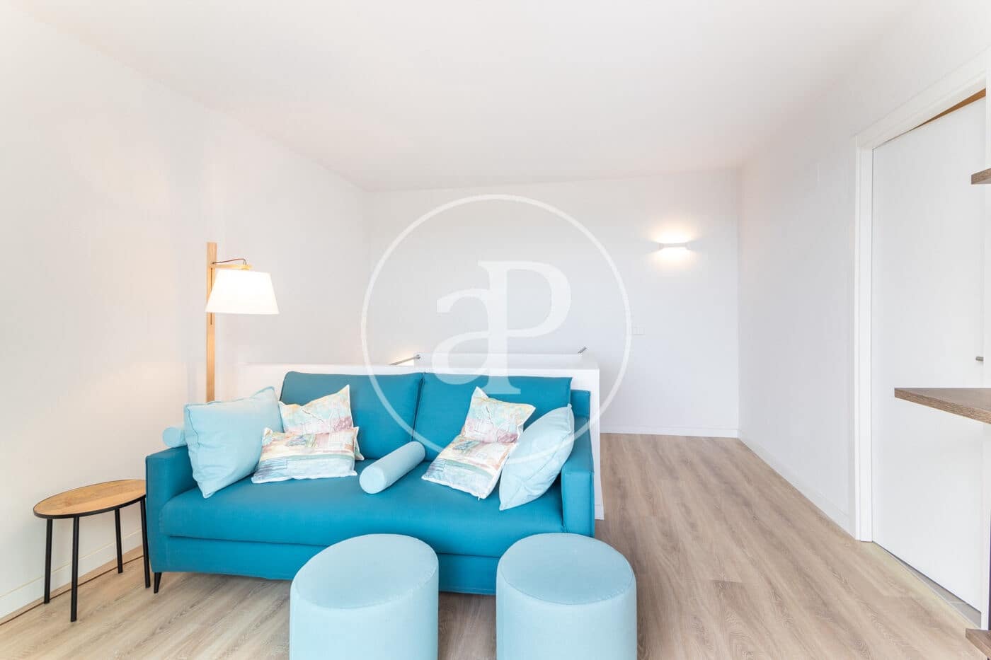 Ático de 3 habitaciones en Sitges en alquiler con piscina - 3.000 € (Ref: 9604955)