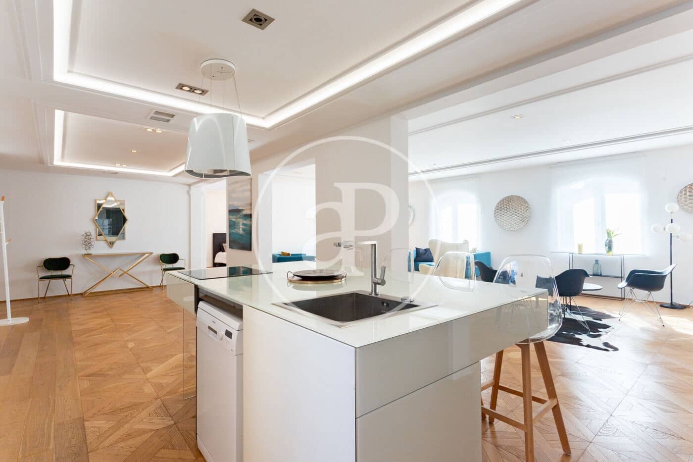 3 bedroom Apartment for rent in Barcelona city - € 3,700 (Ref: 9604957)