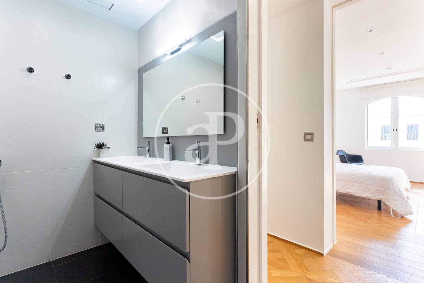 3 bedroom Apartment for rent in Barcelona city - € 3,700 (Ref: 9604957)