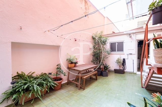 3 soveværelse Lejlighed til salg i El Raval, Barcelona by - € 490.000 (Ref: 9608053)