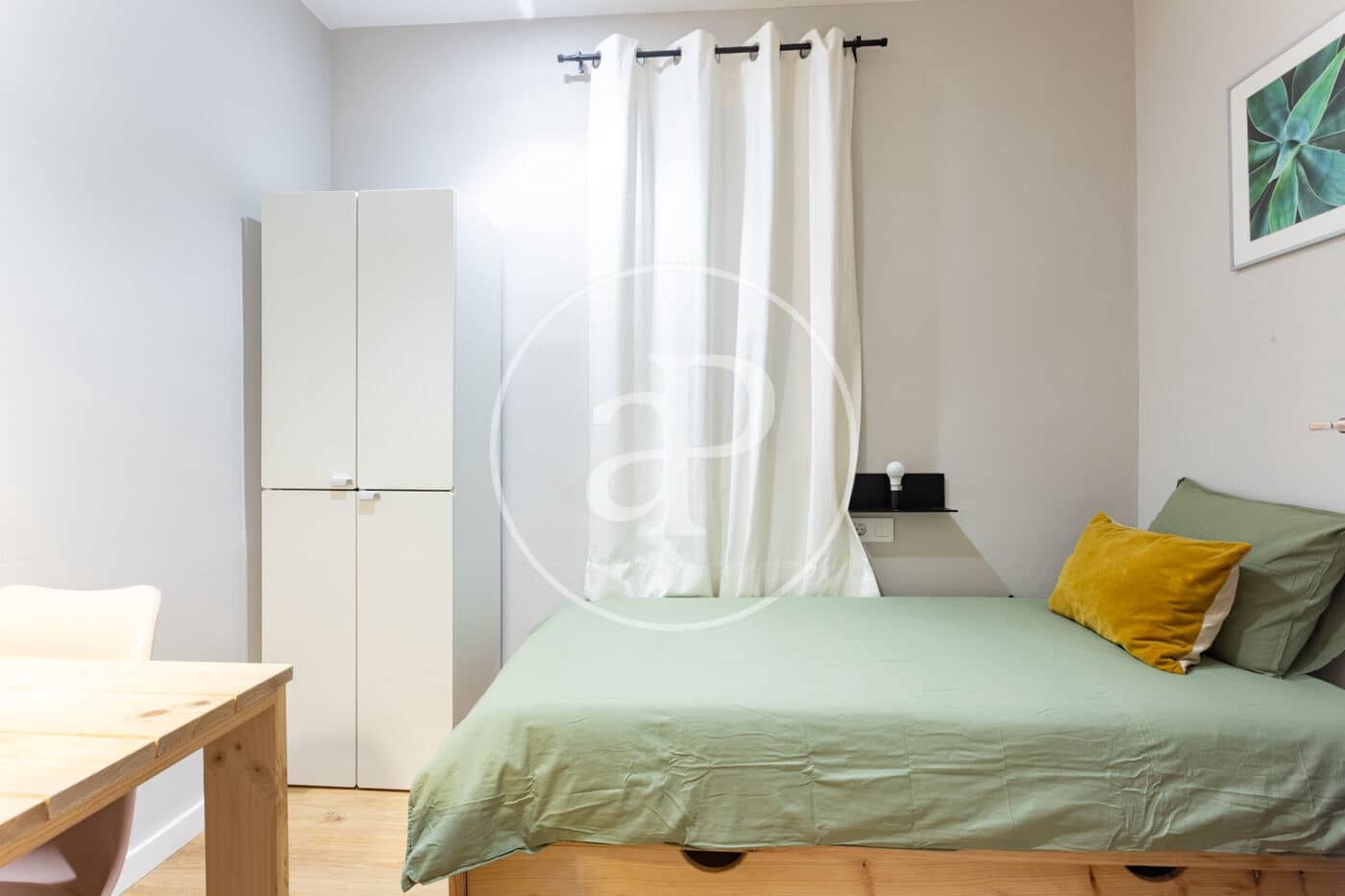 Appartement de 4 chambres à louer à Barcelone ville - 2 300 € (Ref: 9611515)