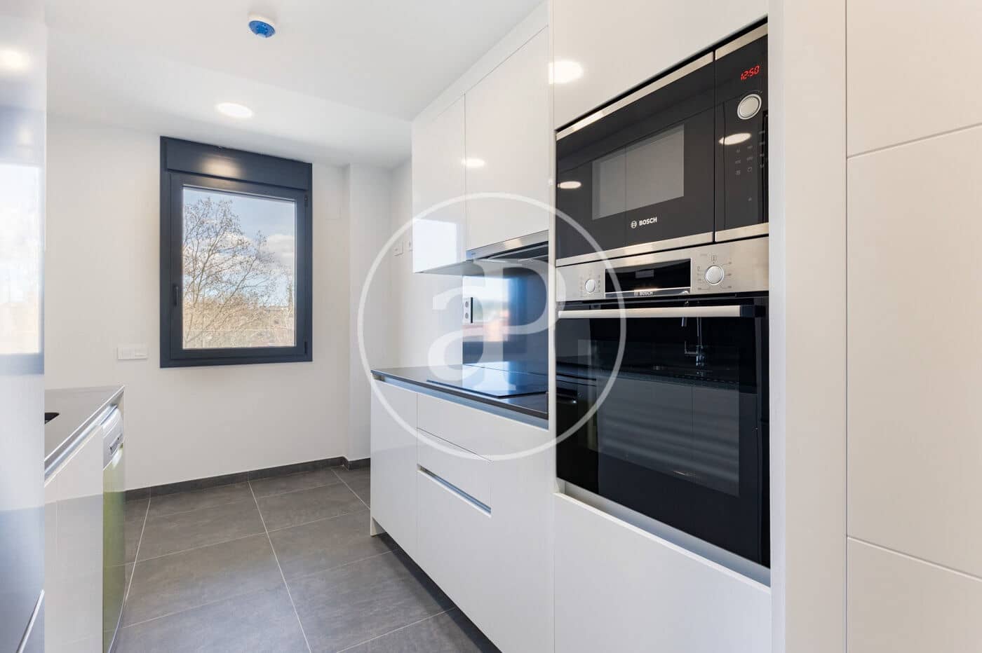 Appartement de 2 chambres à louer à Mira-Sol - 2 200 € (Ref: 9611516)