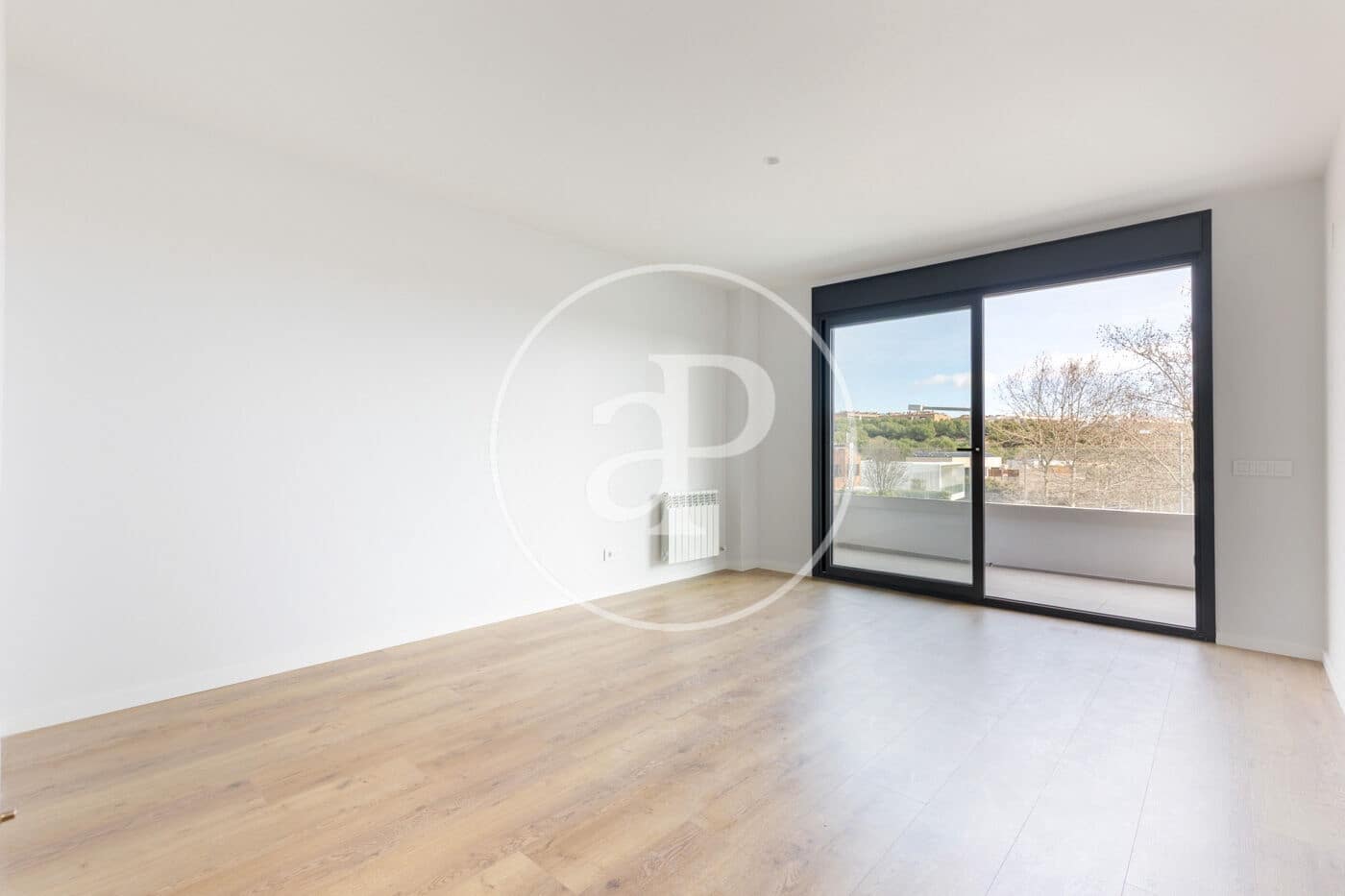 Appartement de 2 chambres à louer à Mira-Sol - 2 200 € (Ref: 9611516)