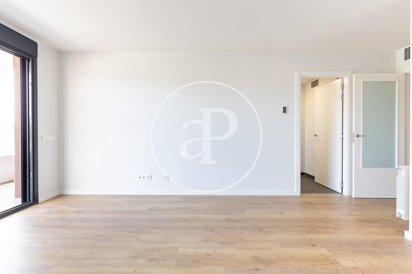 Appartement de 2 chambres à louer à Mira-Sol - 2 200 € (Ref: 9611516)