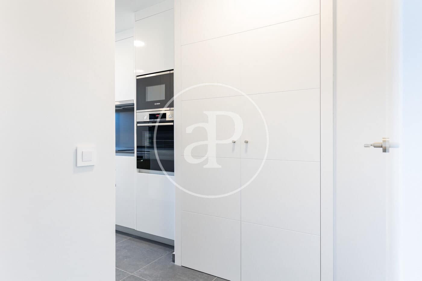 Appartement de 2 chambres à louer à Mira-Sol - 2 200 € (Ref: 9611516)