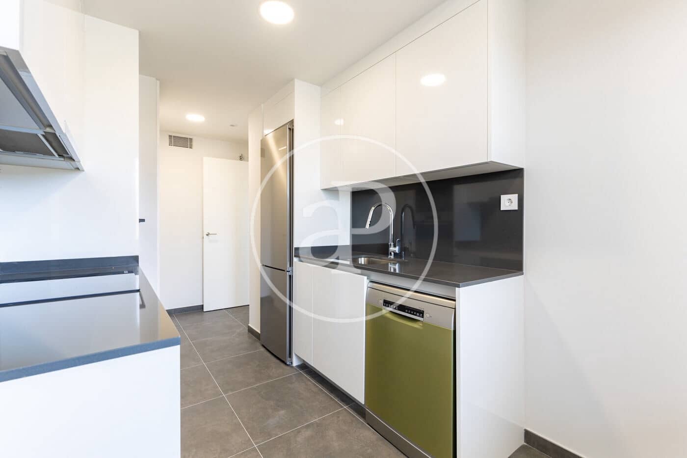 Appartement de 2 chambres à louer à Mira-Sol - 2 200 € (Ref: 9611516)