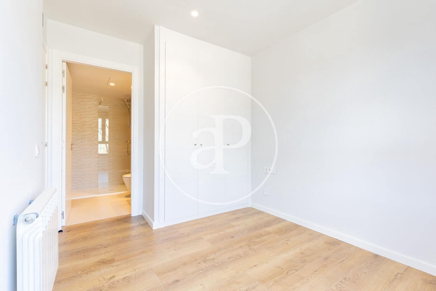 Appartement de 2 chambres à louer à Mira-Sol - 2 200 € (Ref: 9611516)