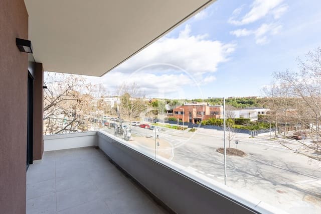 Appartement de 2 chambres à louer à Mira-Sol, Sant Cugat del Vallès - 2 200 € (Ref: 9611516)