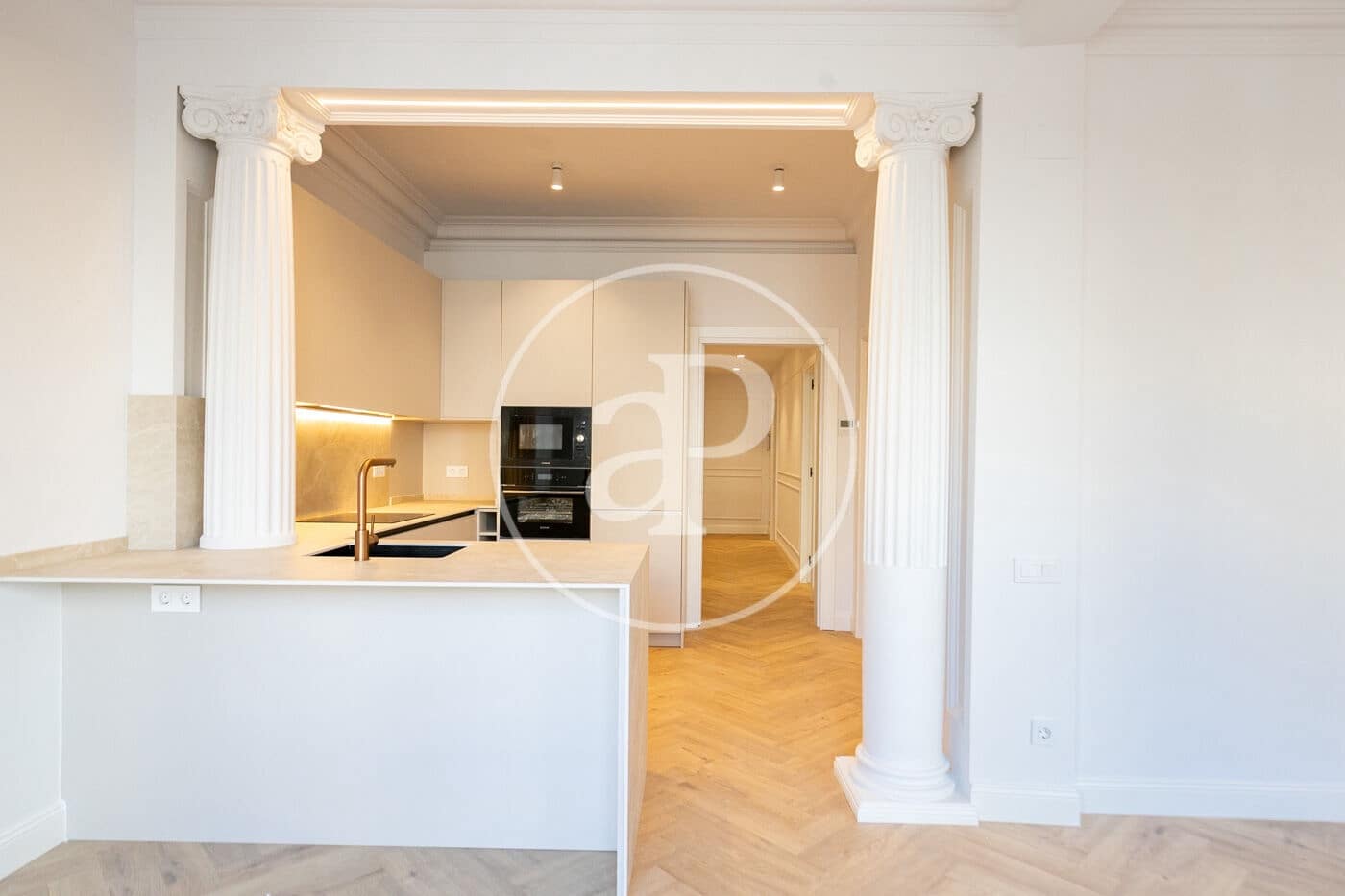 Apartamento de 3 habitaciones en Barcelona ciudad en venta - 640.000 € (Ref: 9611517)