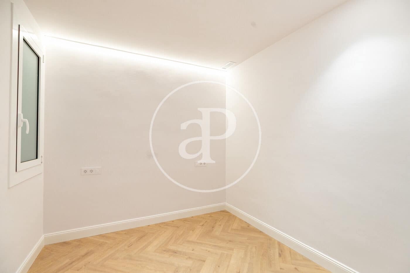 Apartamento de 3 habitaciones en Barcelona ciudad en venta - 640.000 € (Ref: 9611517)