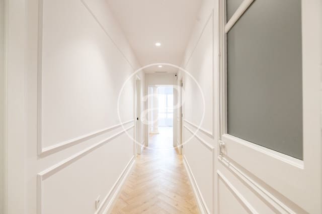 Apartamento de 3 habitaciones en Les Corts, Barcelona ciudad en venta - 640.000 € (Ref: 9611517)