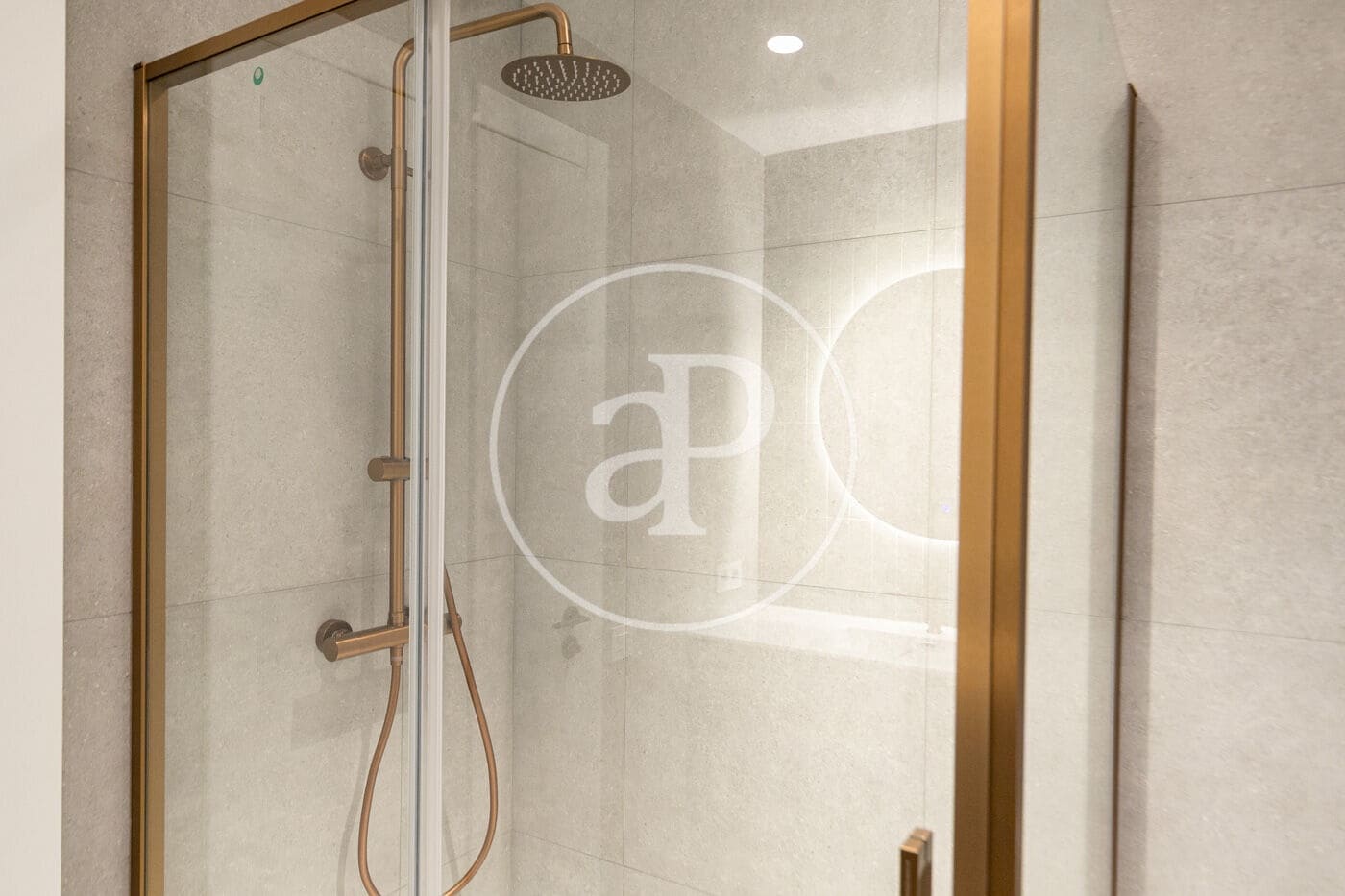 Apartamento de 3 habitaciones en Barcelona ciudad en venta - 640.000 € (Ref: 9611517)