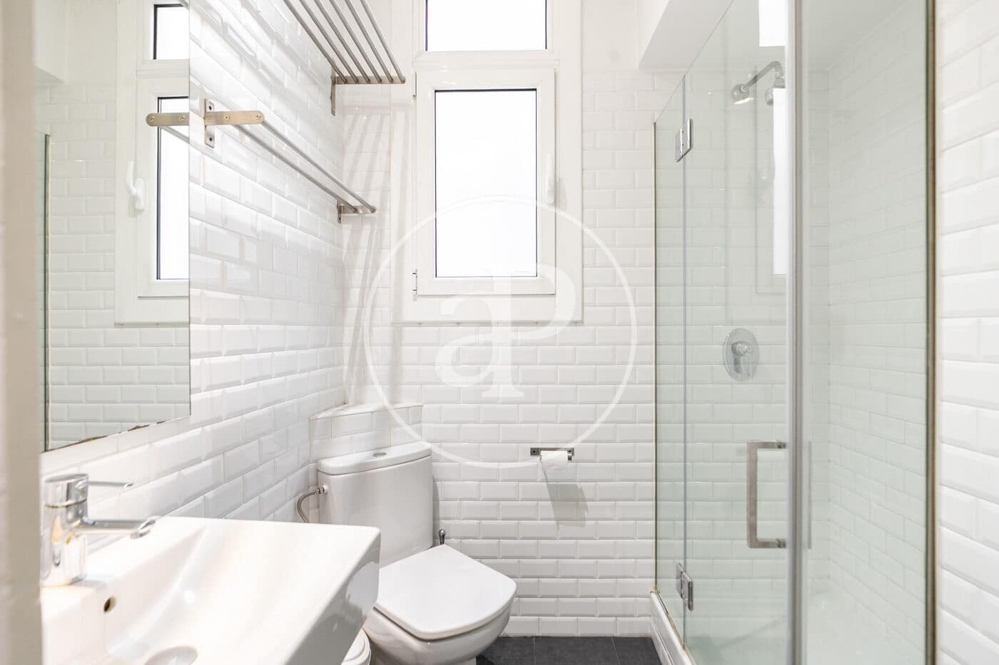 6 bedroom Apartment for sale in Barcelona city - € 1,450,000 (Ref: 9616137)