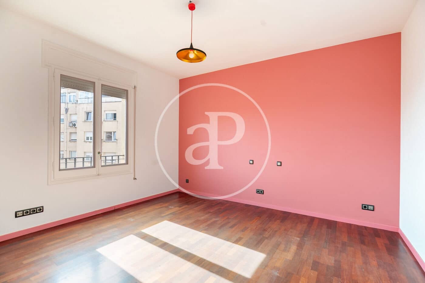 6 bedroom Apartment for sale in Barcelona city - € 1,450,000 (Ref: 9616137)