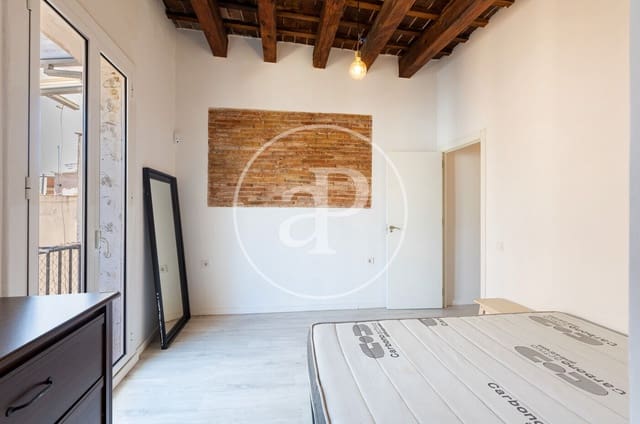 2 makuuhuone Huoneisto myytävänä paikassa El Raval, Barcelona kaupunki - 265 000 € (Ref: 9616139)