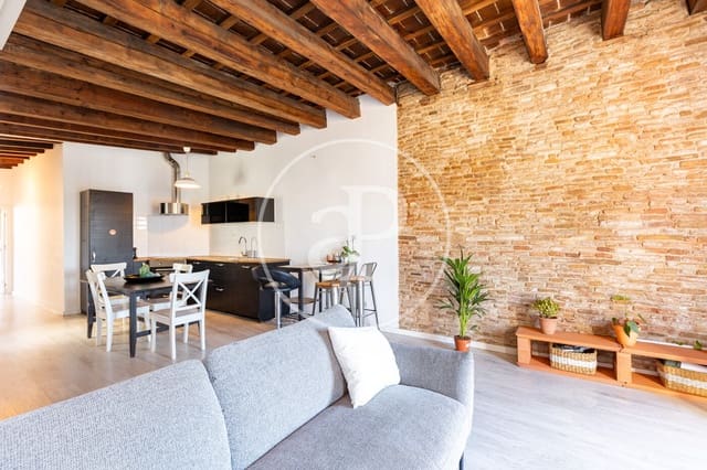 2 makuuhuone Huoneisto myytävänä paikassa El Raval, Barcelona kaupunki - 265 000 € (Ref: 9616139)