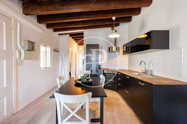 2 makuuhuone Huoneisto myytävänä paikassa El Raval, Barcelona kaupunki - 265 000 € (Ref: 9616139)