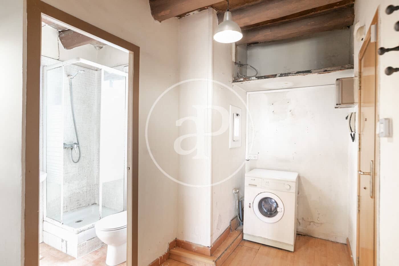 1 bedroom Penthouse for sale in Barcelona city - € 265,000 (Ref: 9616140)