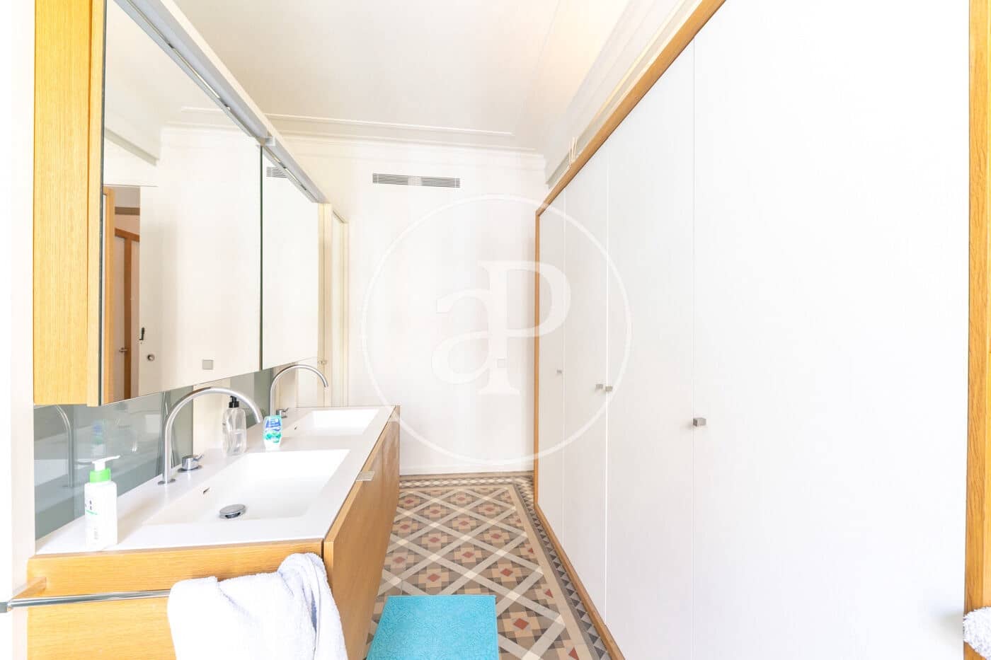 4 makuuhuone Huoneisto vuokrattavana paikassa Barcelona kaupunki - 5 500 € (Ref: 9616142)