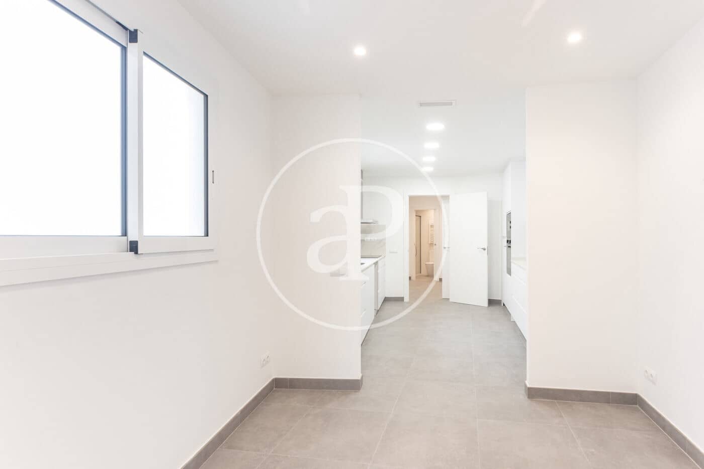 5 soverom Leilighet til leie i Barcelona by - € 6 300 (Ref: 9619587)