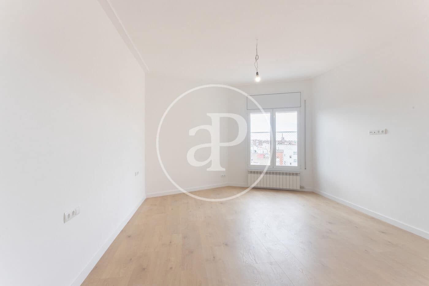 5 soverom Leilighet til leie i Barcelona by - € 6 300 (Ref: 9619587)