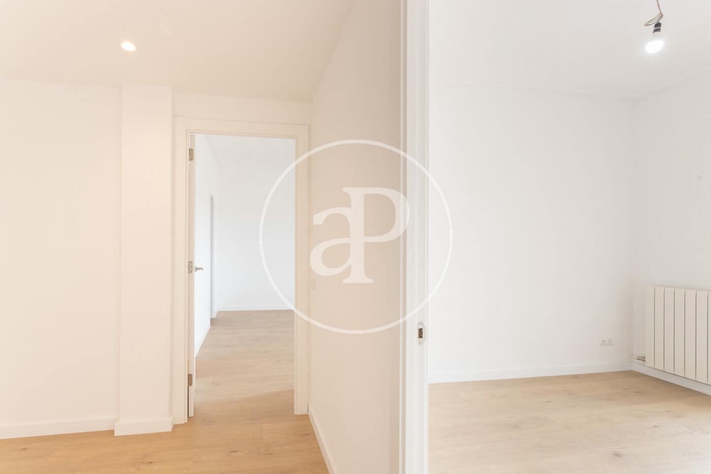 5 soverom Leilighet til leie i Barcelona by - € 6 300 (Ref: 9619587)