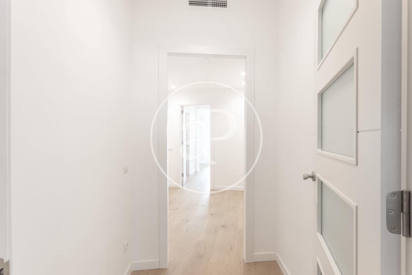 5 soverom Leilighet til leie i Barcelona by - € 6 300 (Ref: 9619587)