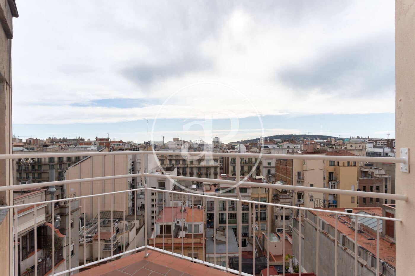 5 soverom Leilighet til leie i Barcelona by - € 6 300 (Ref: 9619587)