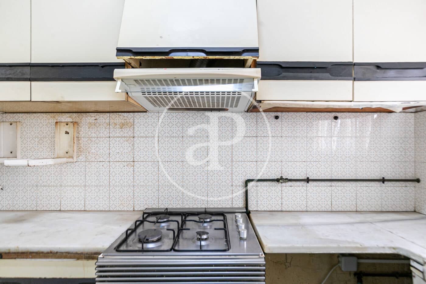 3 bedroom Apartment for sale in Barcelona city - € 350,000 (Ref: 9619588)