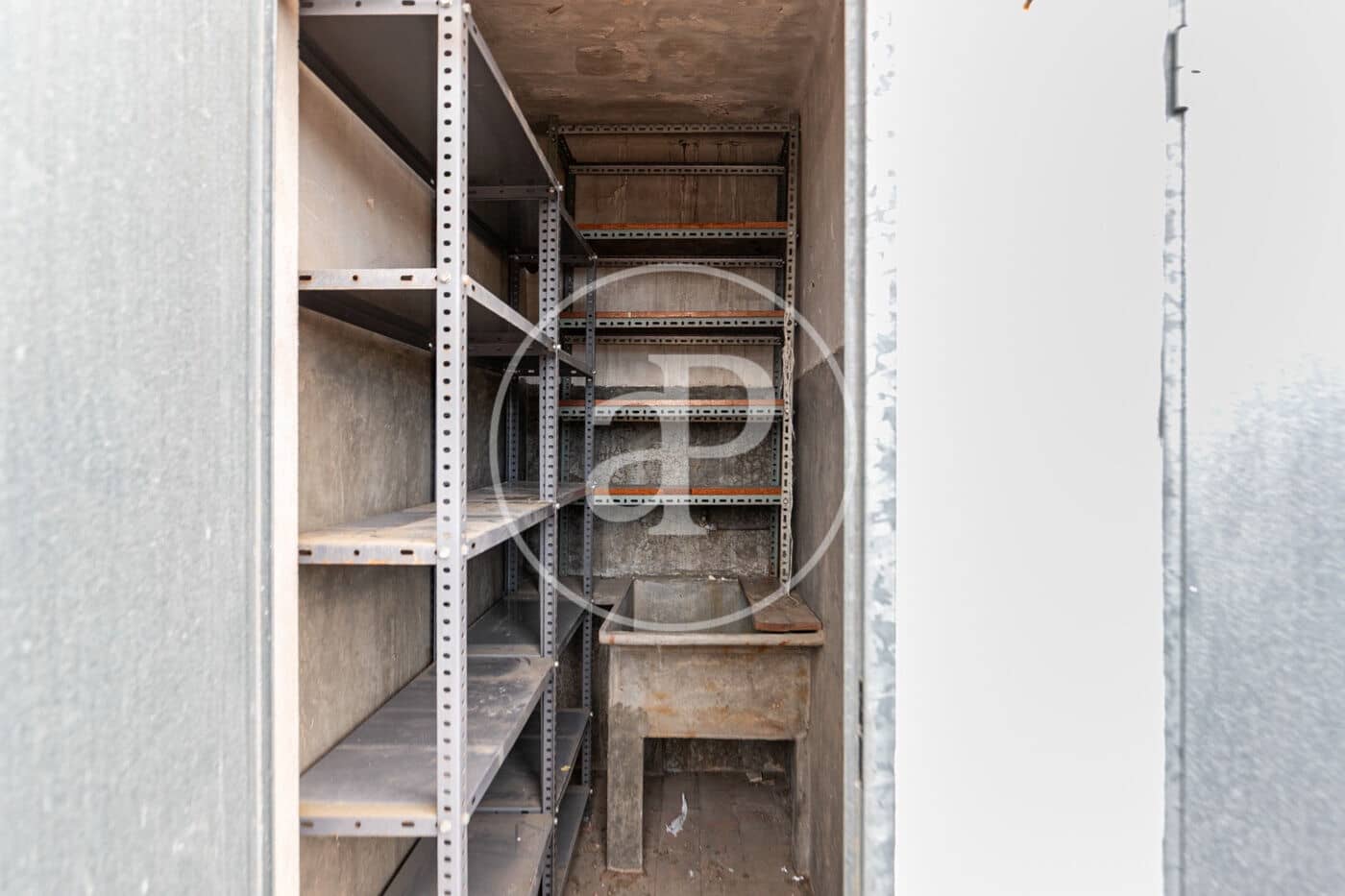 3 bedroom Apartment for sale in Barcelona city - € 350,000 (Ref: 9619588)