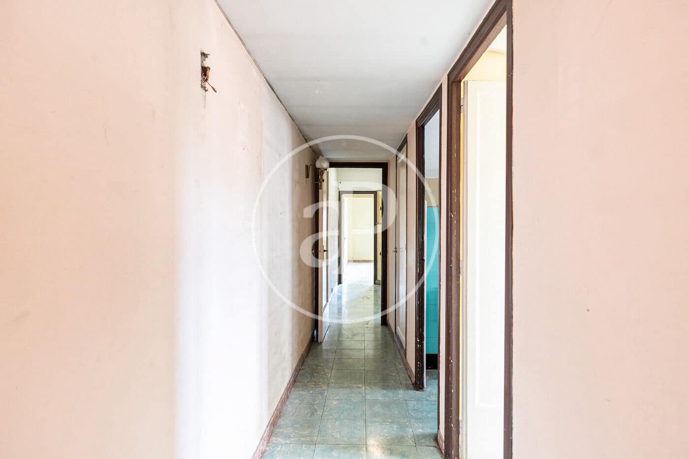 3 bedroom Apartment for sale in Barcelona city - € 350,000 (Ref: 9619588)