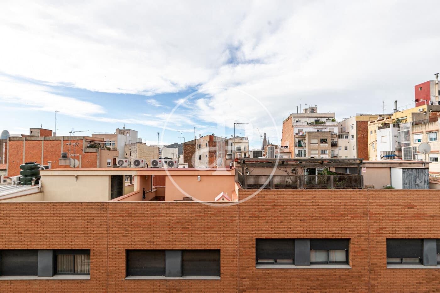 3 bedroom Apartment for sale in Barcelona city - € 350,000 (Ref: 9619588)