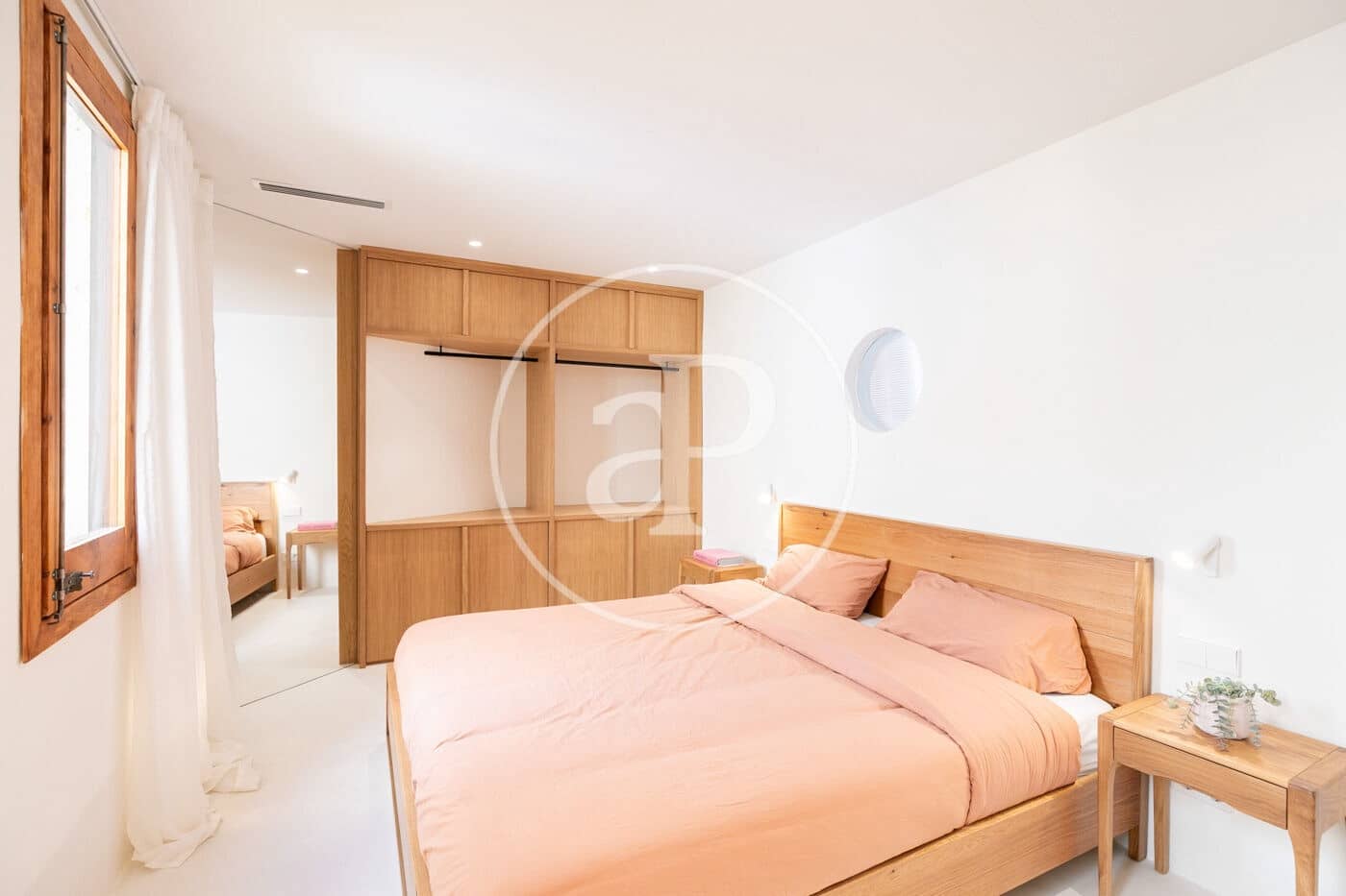 1 bedroom Apartment for sale in Barcelona city - € 575,000 (Ref: 9625940)