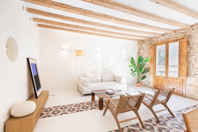 1 bedroom Apartment for sale in El Barri Gòtic, Barcelona city - € 575,000 (Ref: 9625940)